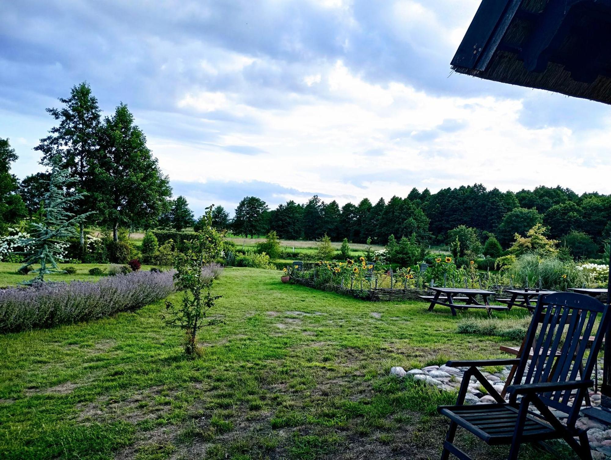 Podroze Checz Villa Charbrowo Екстериор снимка